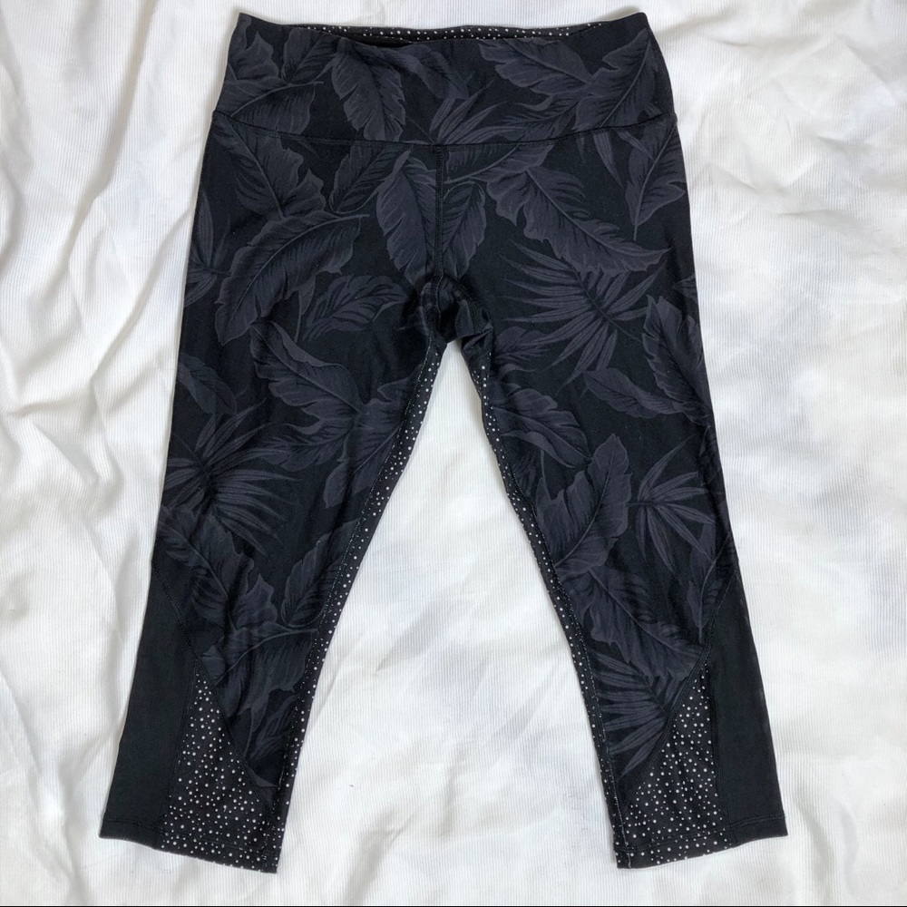 Cropped Palm Print Leggings